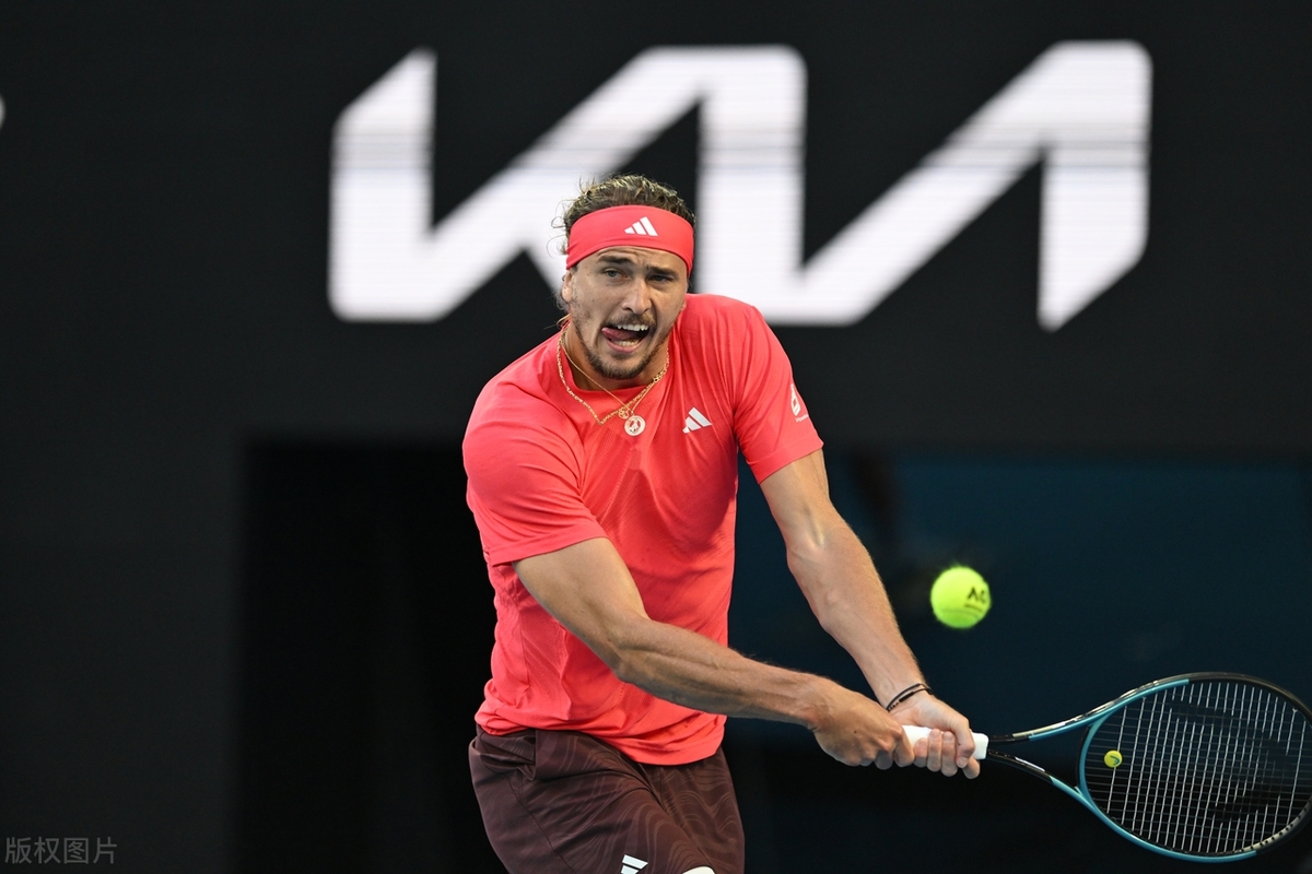 澳网碾压年终总决赛，兹维列夫关键制胜