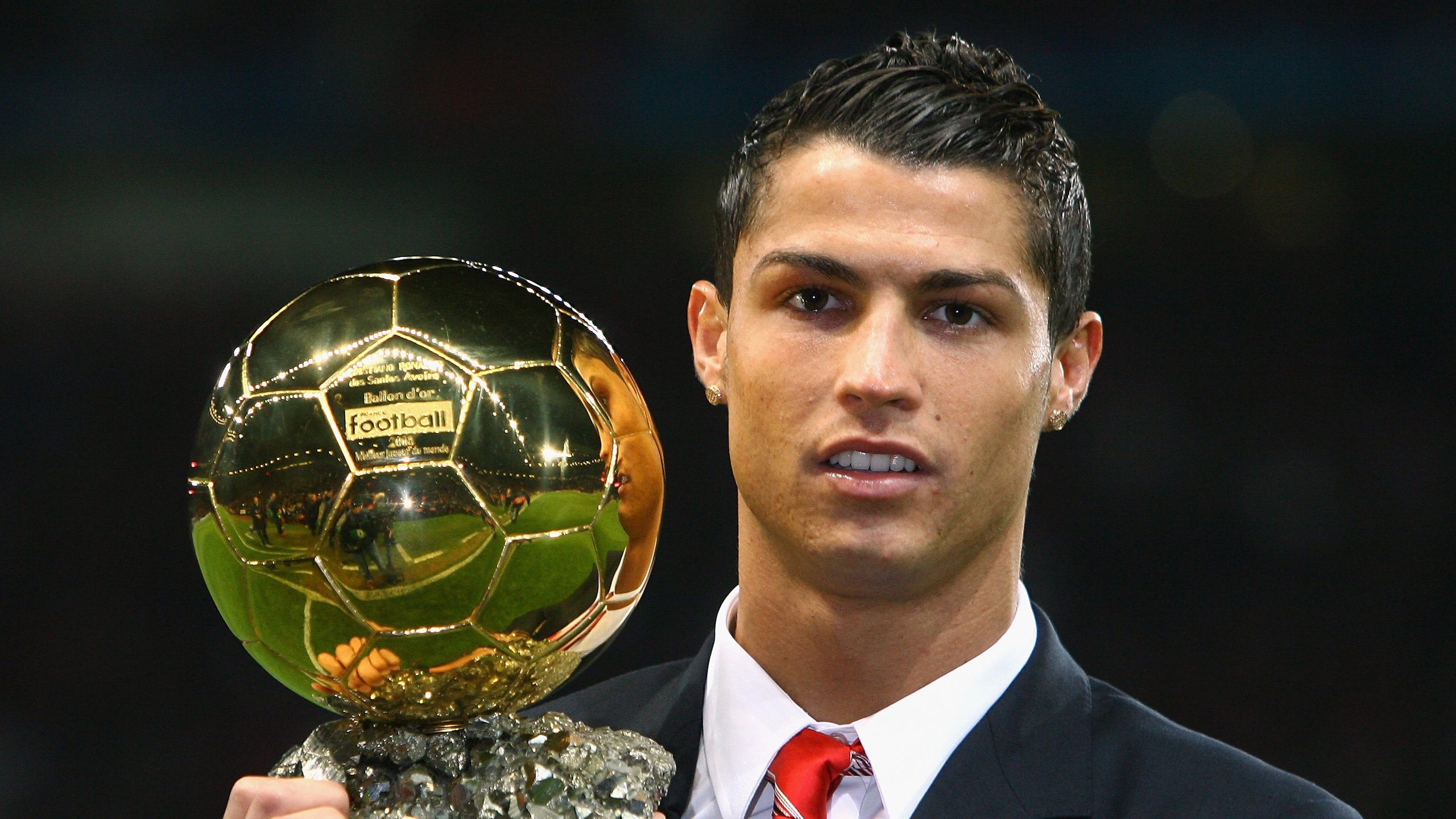 南半球风暴，迪巴拉冷雨夜致命一击，澳大利亚险胜玻利维亚高原之魔