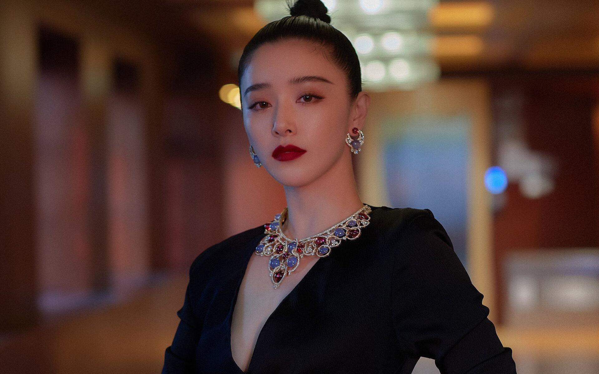 马拉卡纳的平行时空,当梅西封神之夜,齐耶赫在另一片战场写下更冷的童话